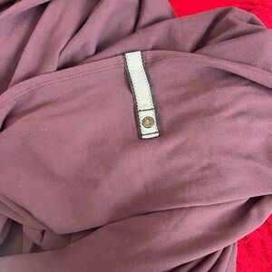 vinyasa scarf lululemon maroon